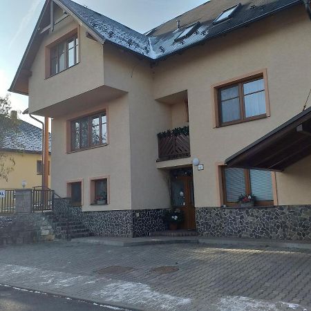 Vila Michal Bešeňová Exterior foto